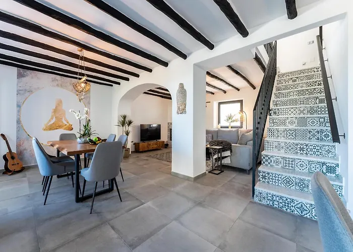 Yoga And Relaxation Retreat In The Heart Of Nature Villa Málaga